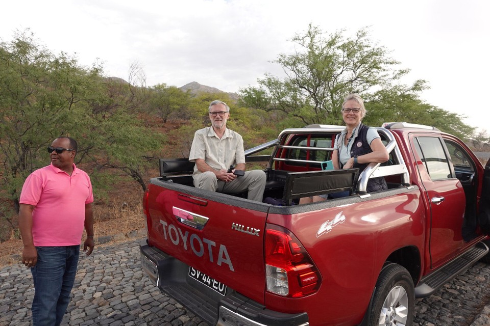 Kap Verde - Santo Antão - Eise Pickup mam Chauffeur, dem Marcel an dem Dany