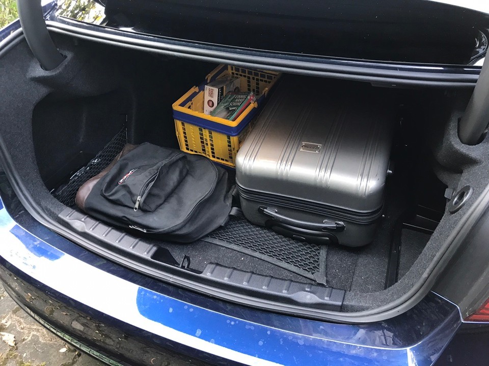 Germany - Seevetal - Sachen verstaut. 