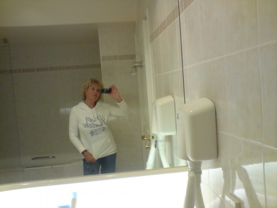 Frankreich - Bayeux - ...für was gibts ein Badezimmer (;