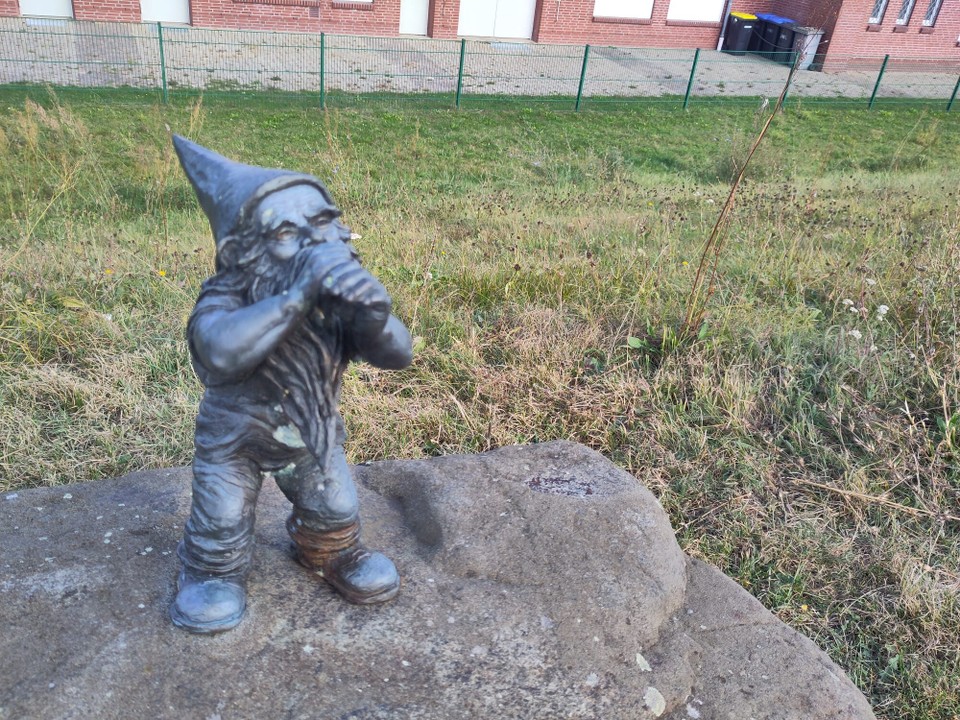 Deutschland - Lenzen (Elbe) - Nun schauen wir morgen einen wiede ereignisreichen Tag entgegen. Als erstes brauchen wir den mobilen Fhrradreparaturdienst, danach liegen wieder 85 km vor uns. Bleib dran, wir werden berichten!