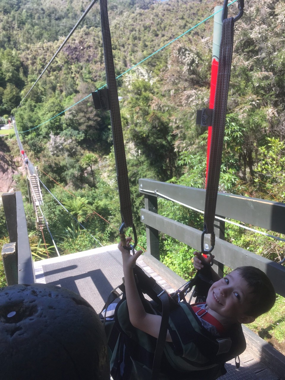 Neuseeland - Murchison - Im Tandem geht es in rasanter Fahrt zurück auf die andere Seite.