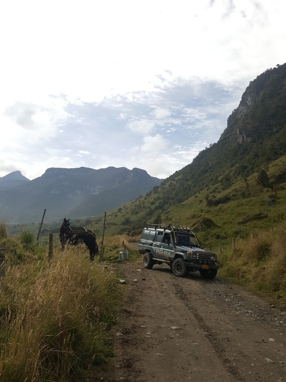 Kolumbien - Manizales - Macht richtig fun. Man fühlt sich wie in einer Achterbahn. Wenn das mal gut geht....