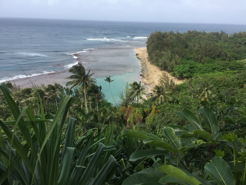 Vereinigte Staaten - Kapaa - Blick vom Anfang des Kalalau Trails auf den  Ke‘e Beach