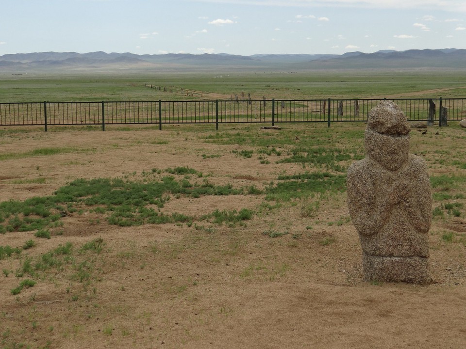 Mongolia - unbekannt - 6th Century AD Turkic burial site