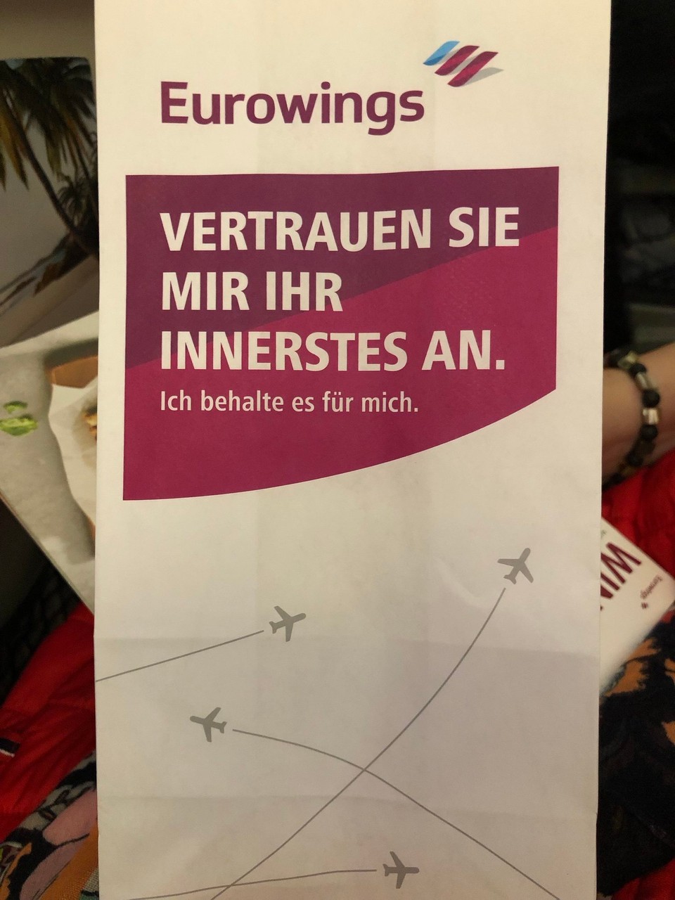 Deutschland - Langenhagen - Eine sehr originelle Kotztüte 😂