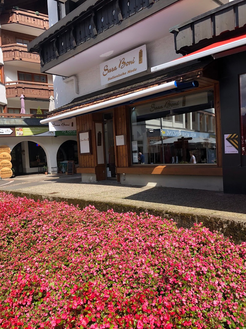 Deutschland - Oberstdorf - Italienische Mode