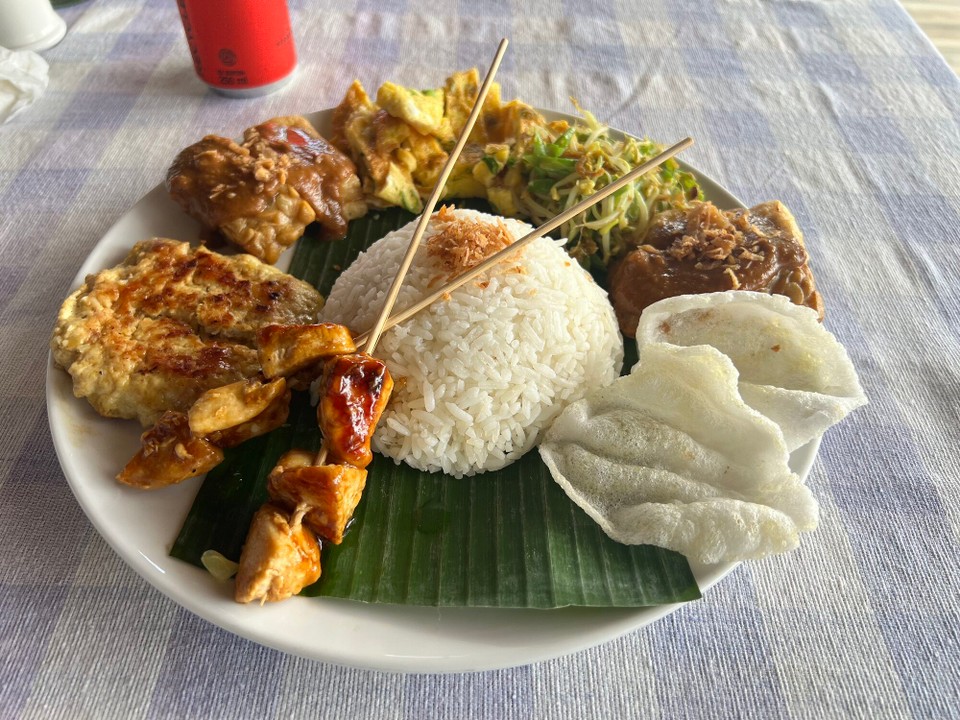 Indonesien - Klungkung - Nasi Campur