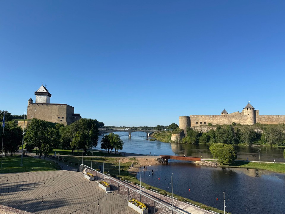Estland - Narva - Narva: Estland - Russland
