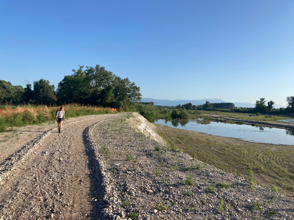 Italien - Jesolo - Schotter an derm Piave