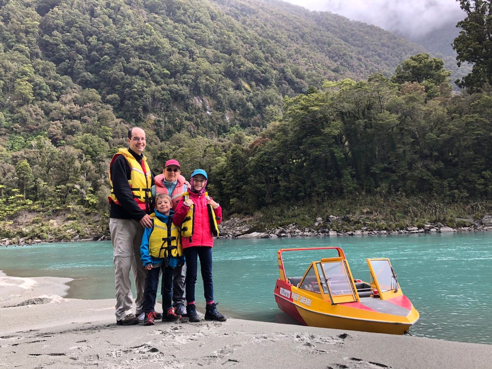Neuseeland - Jackson-Bucht - Kurze Wanderpause auf der Safari.