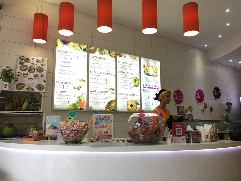 Indonesien - Badung - Frozen Yoghourt im Frozen Republic