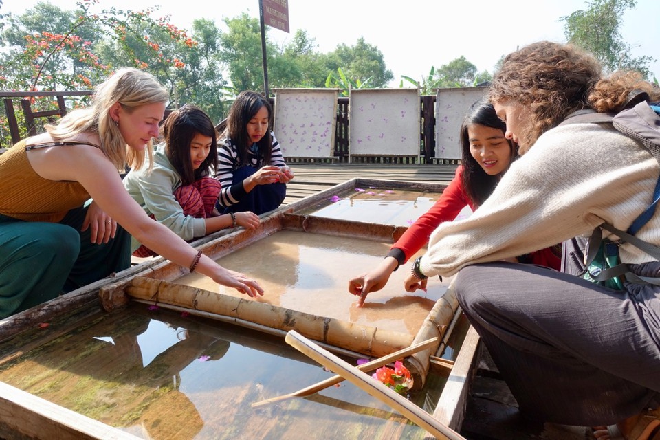 Myanmar (Burma) - Inle Lake - Lager papir