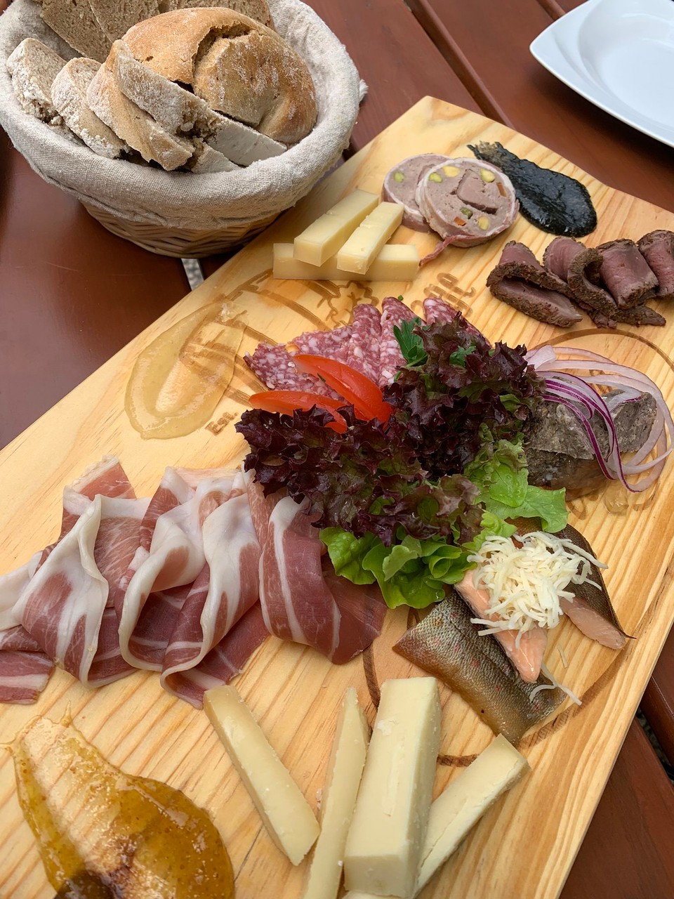 Ort bestimmen … -  - AlpenTapas.... Wild: sehr lecker!!!