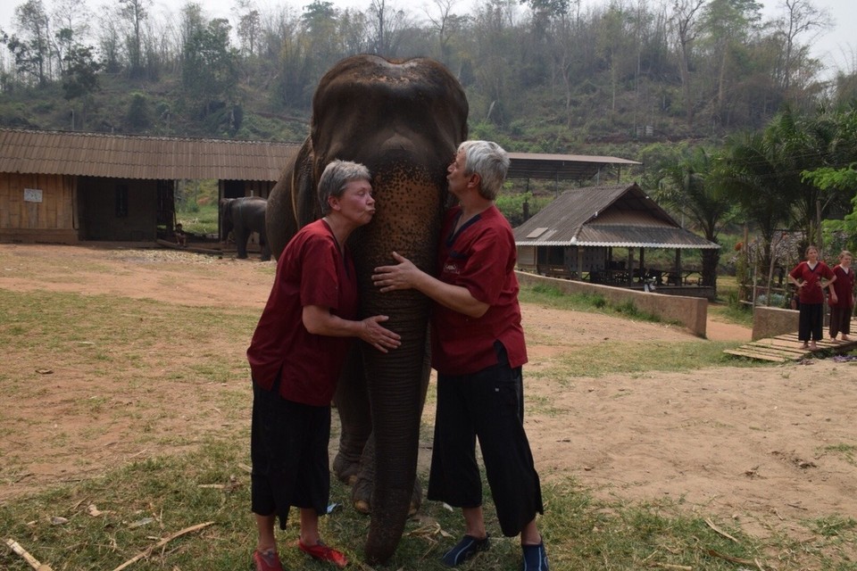 Thailand - Chiang Mai - 15:00 Uhr nun heißt es Abschied nehmen, es war ein wunderschöner Tag mit vielen tollen Erlebnissen, die wir so schnell nicht vergessen werden.