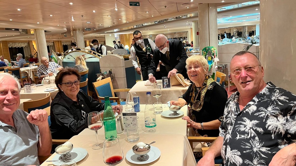 Griechenland - Artemis/Loutsa - Dinner Zeit