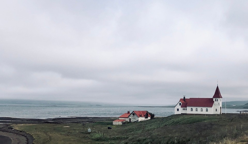 Island - Húnaþing vestra - Weiter und weiter geht es auf der 68 und wir sind fast am Ende des Hrútafjörður, der immer schmaler wird. 16:30 Uhr ist es nun und dies ist das letzte Foto von den Westfjorden. Super schön war es hier und ich würde sagen, dass ich definitiv noch einmal mit mehr Zeit hierhin zurückkommen möchte.😍