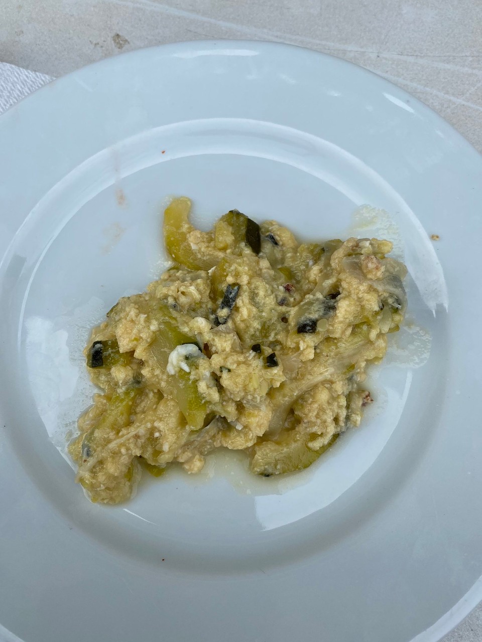 Spanien - Cartagena - Ei mit Kartoffeln und Zucchini