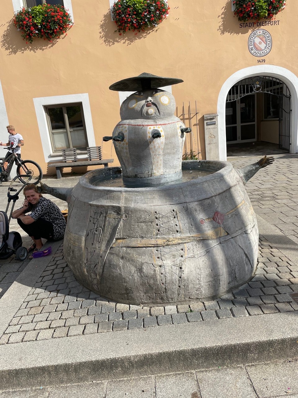 Deutschland - Beilngries - Chinesischer Brunnen in Dietfurt