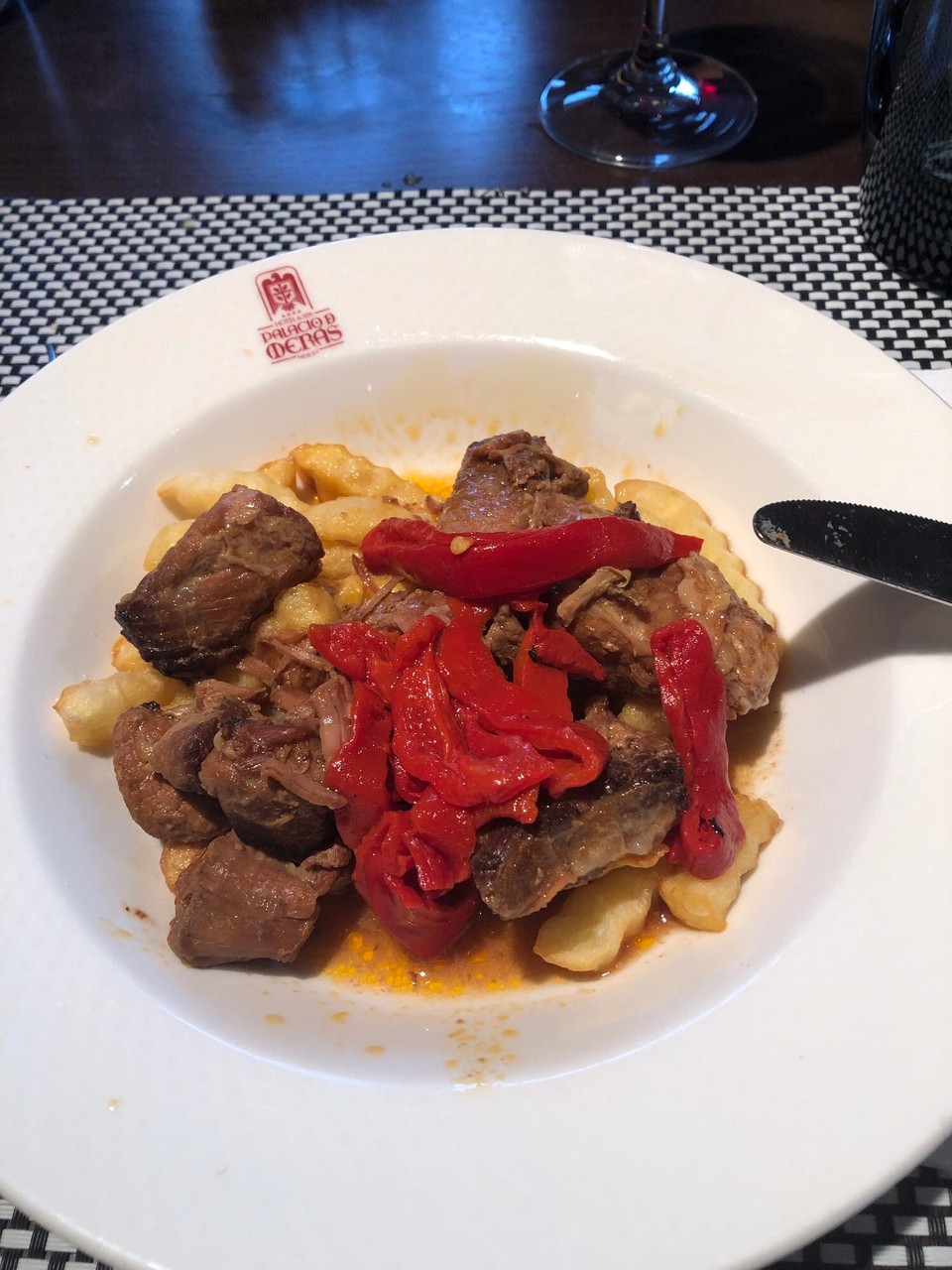 Spanien - Tineo - Hauptgericht Schweinefleisch