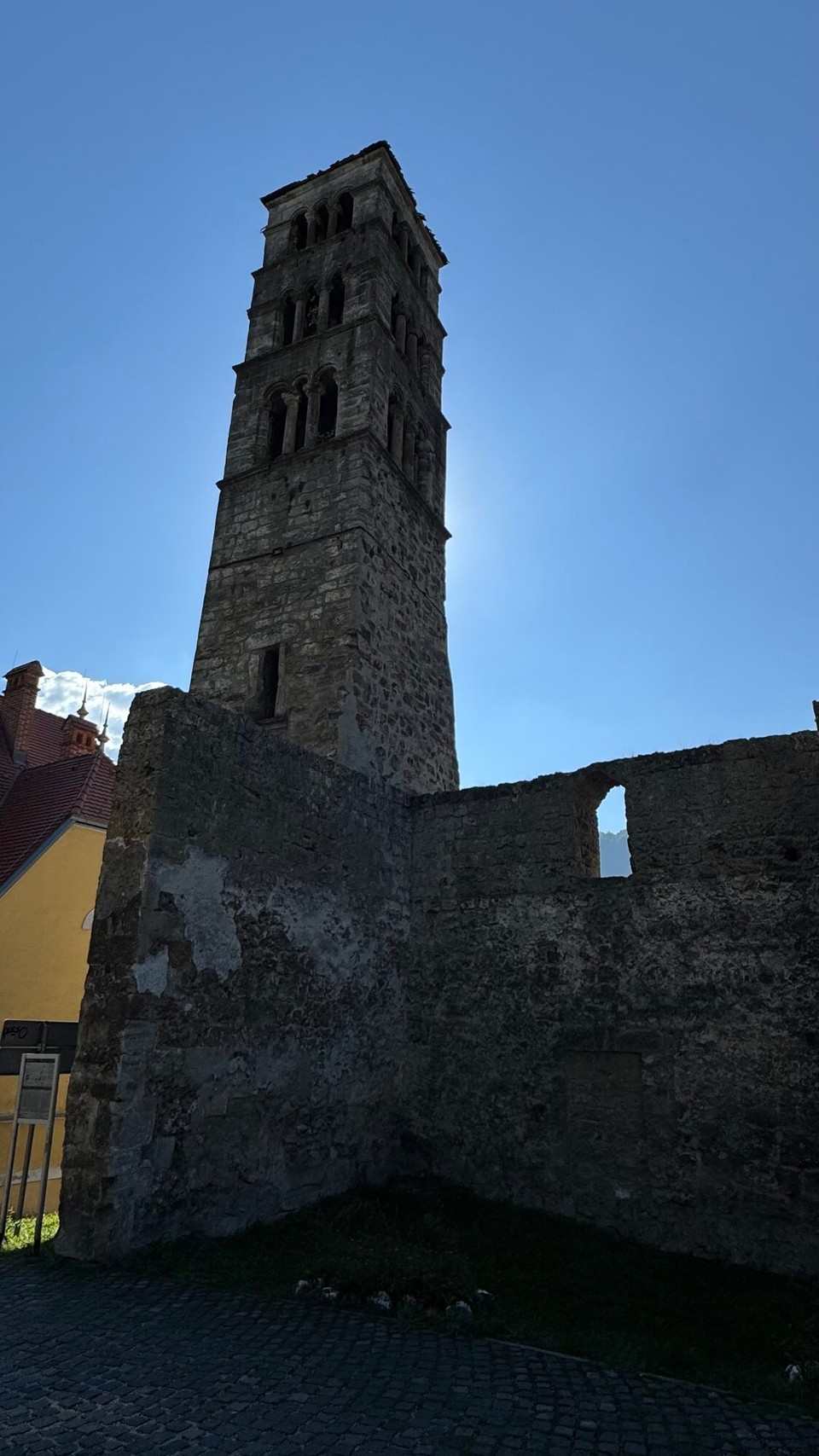 Bosnien und Herzegowina - Mostar - Die Burg liegt auf einer Höhe von 470 Metern, und innerhalb der Burg befinden sich die Überreste eines ehemaligen Schlosses aus dem fünfzehnten Jahrhundert. 
Jajce wird auch als Königsstadt bezeichnet.