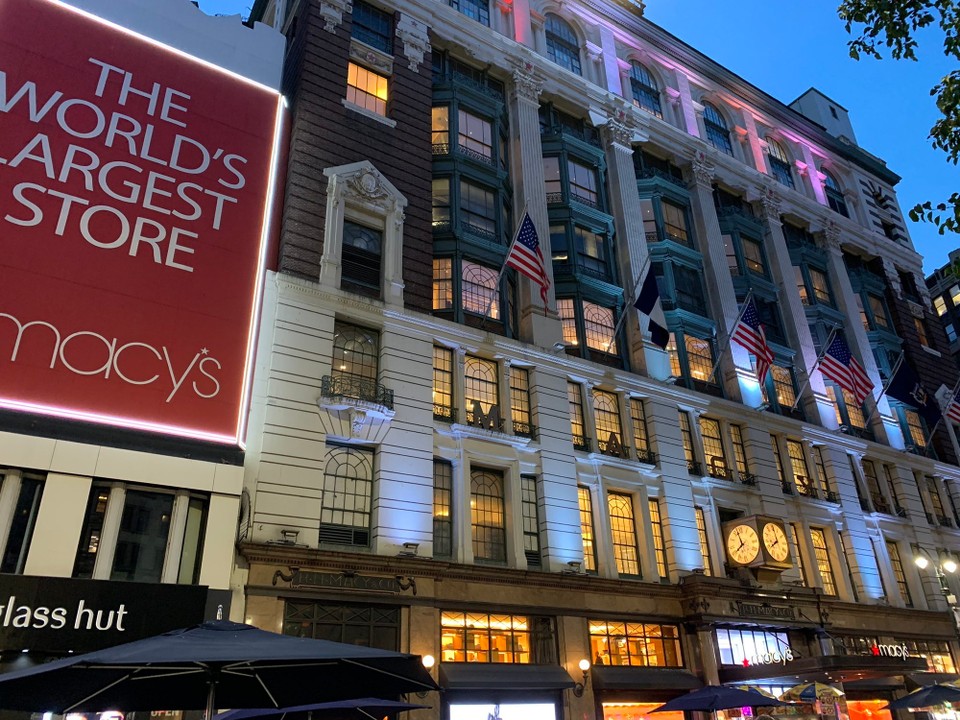Vereinigte Staaten - New York - Shoppen bis der Arzt kommt