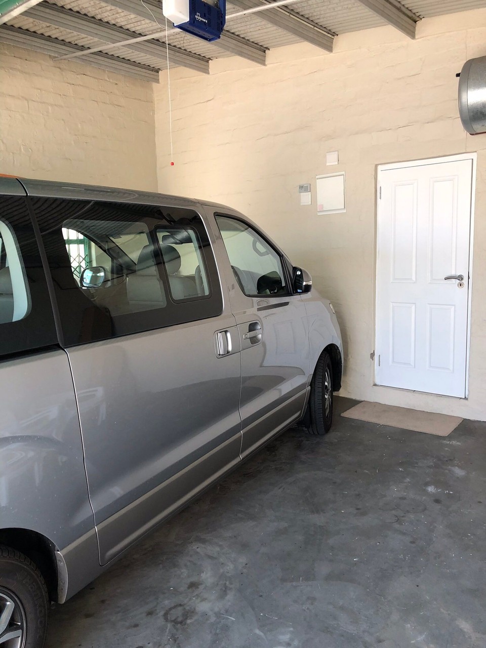 Südafrika - Cape Point - Auto in der GARAGE