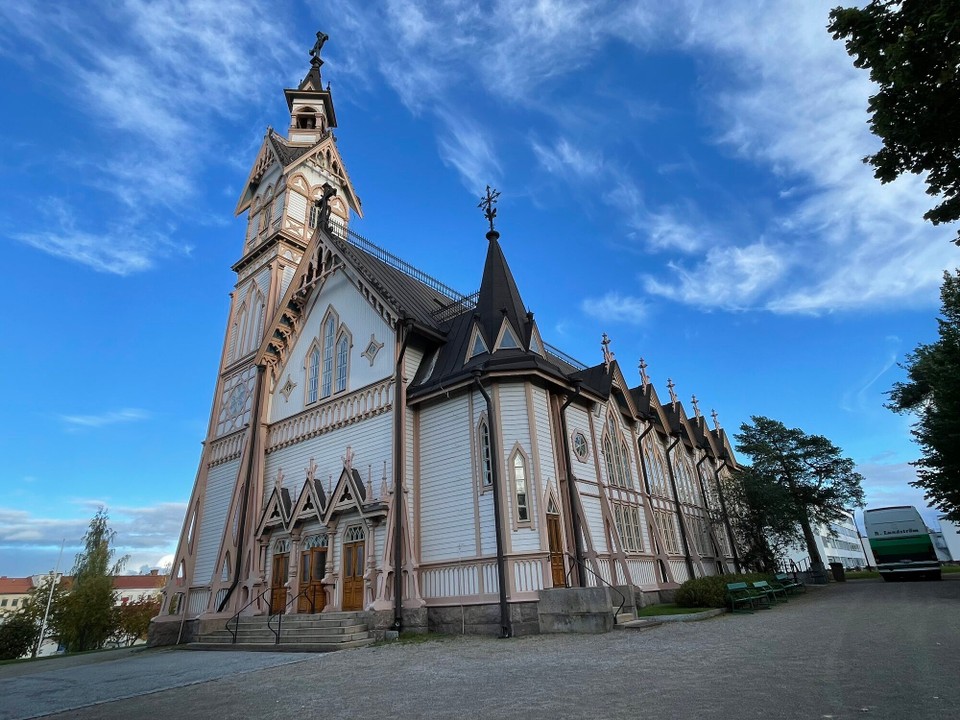 Finnland - Juurikkalahti - Die Holzkirche von Karaani