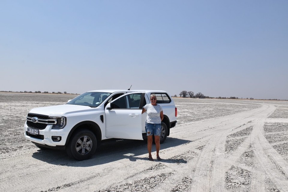 Botsuana -  - Die Fahrt auf den Salzpfannen war eine pure Erholung zum Rest der Strecke.