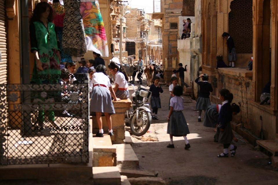 Jaisalmer - Jaisalmer - school's out 