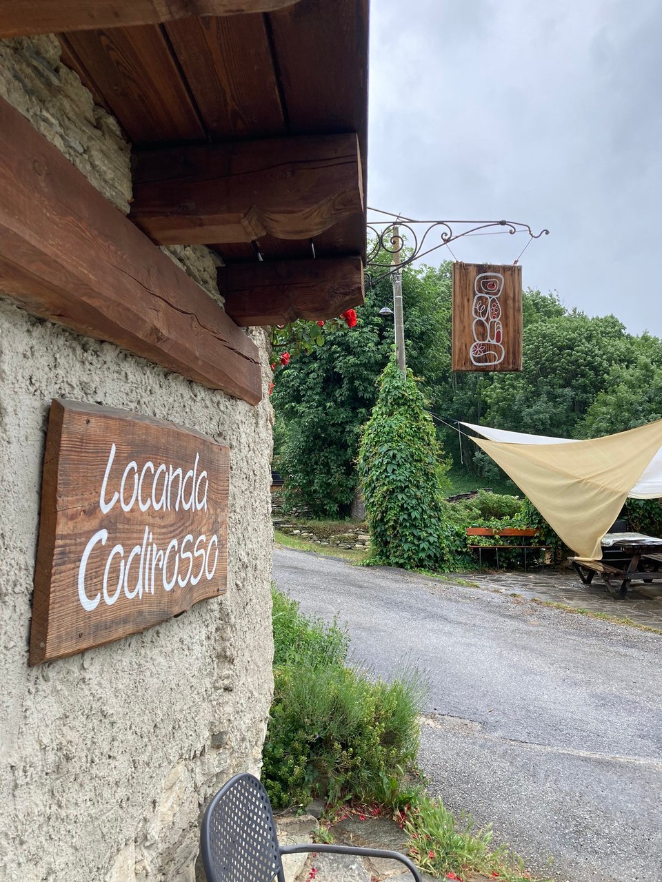 Italien - Stroppo - Abschied vom Codirosso im Regen