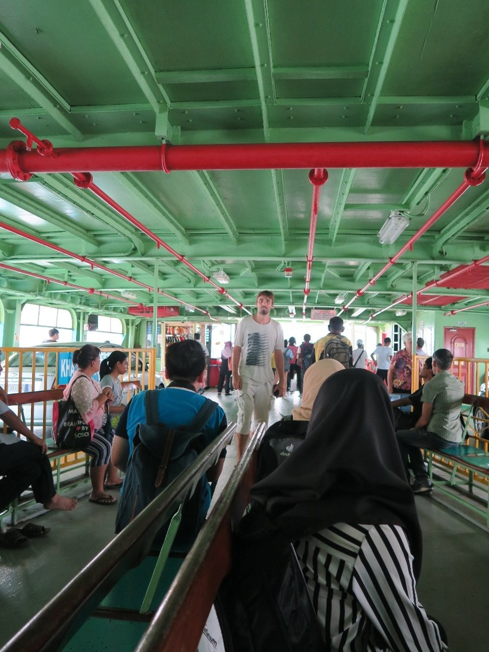 Malaysia - George Town - Dernier ferry, pour passer de la Malaisie continentale a l'ile de Penang