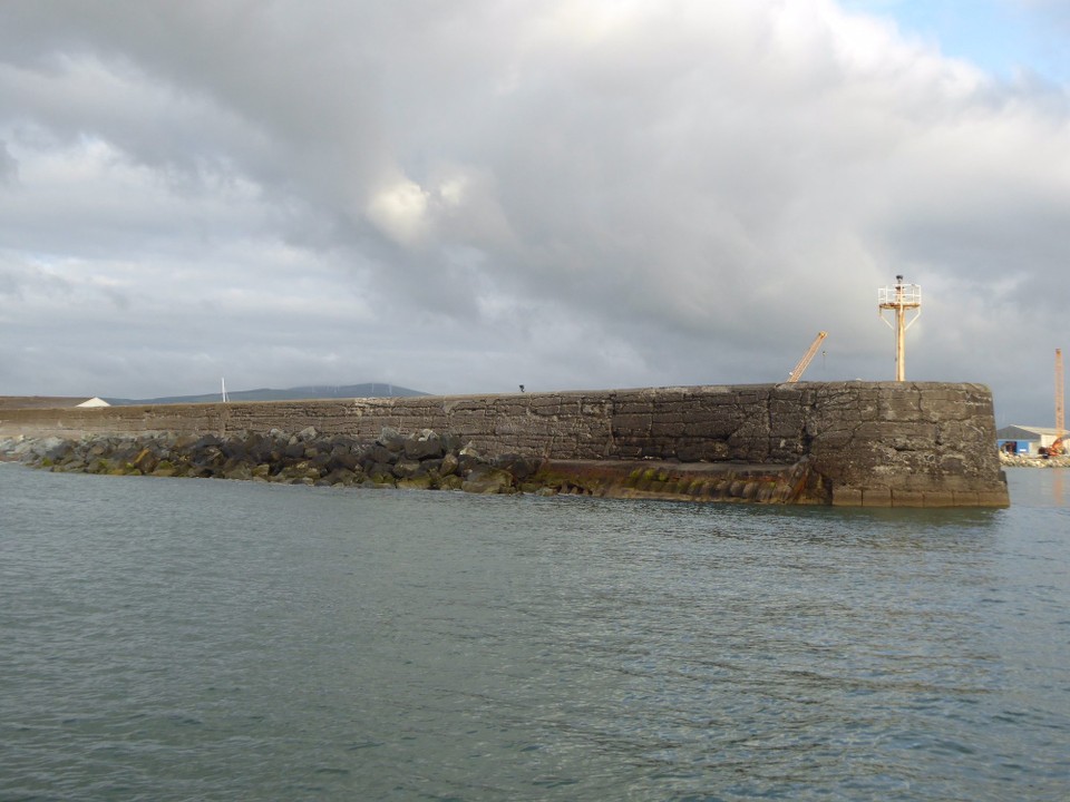 Ireland - Kilmore Quay - This turned out to be right. We had hardly any tide for a couple of hours, but for the rest of the eight hour journey we had the tide with us, helping us through the 46 nm trip.