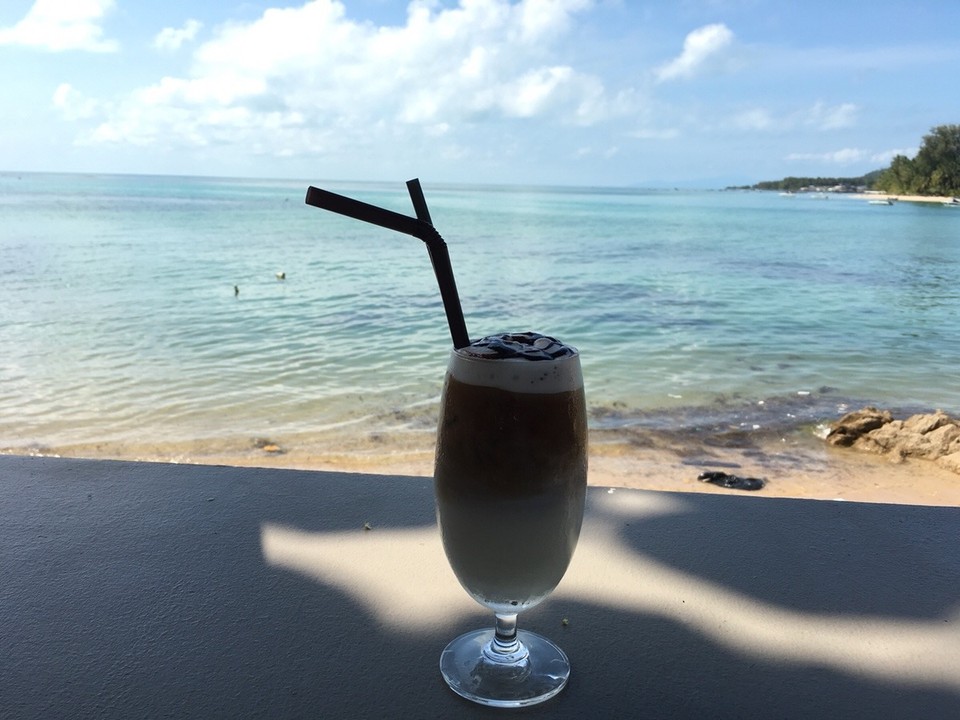 Destination 24 -  - Frühstück mit Eiskaffee und tollem Ausblick