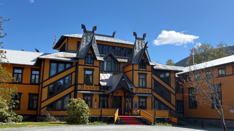 Norwegen - Dalen - Altes Hotel in Dalen steht immer noch 