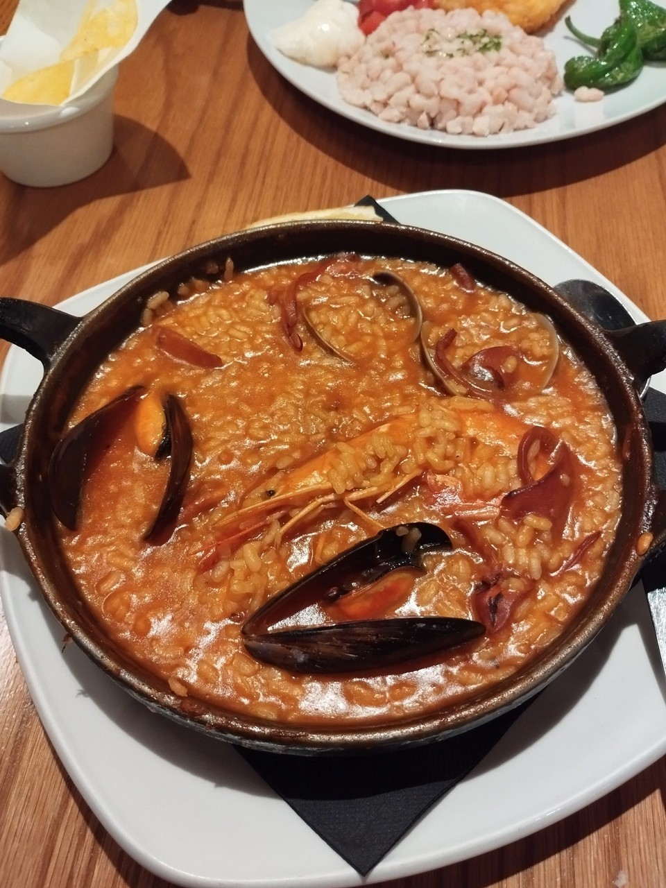 Spanien - Barcelona - Unser Essen heute typisches katalonisches : Paella nur mit Meeresfrüchten......