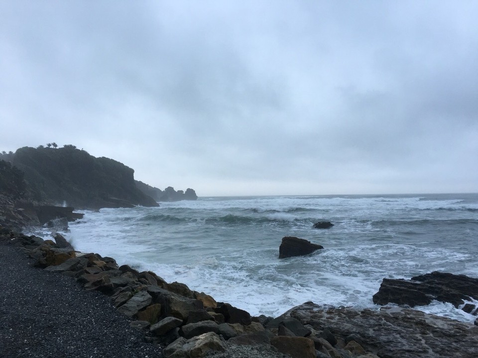 New Zealand - Paparoa National Park - Das Meer macht dir erst bewusst, wie klein du bist im Vergleich zur Natur 