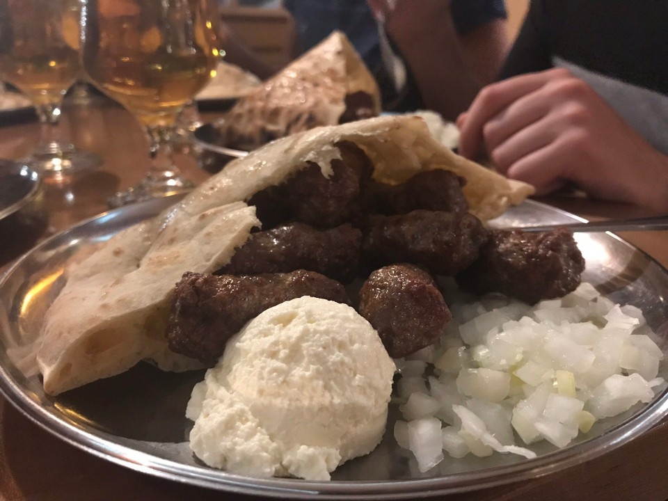 Bosnien und Herzegowina - Sarajewo -  Ćevabdzini
