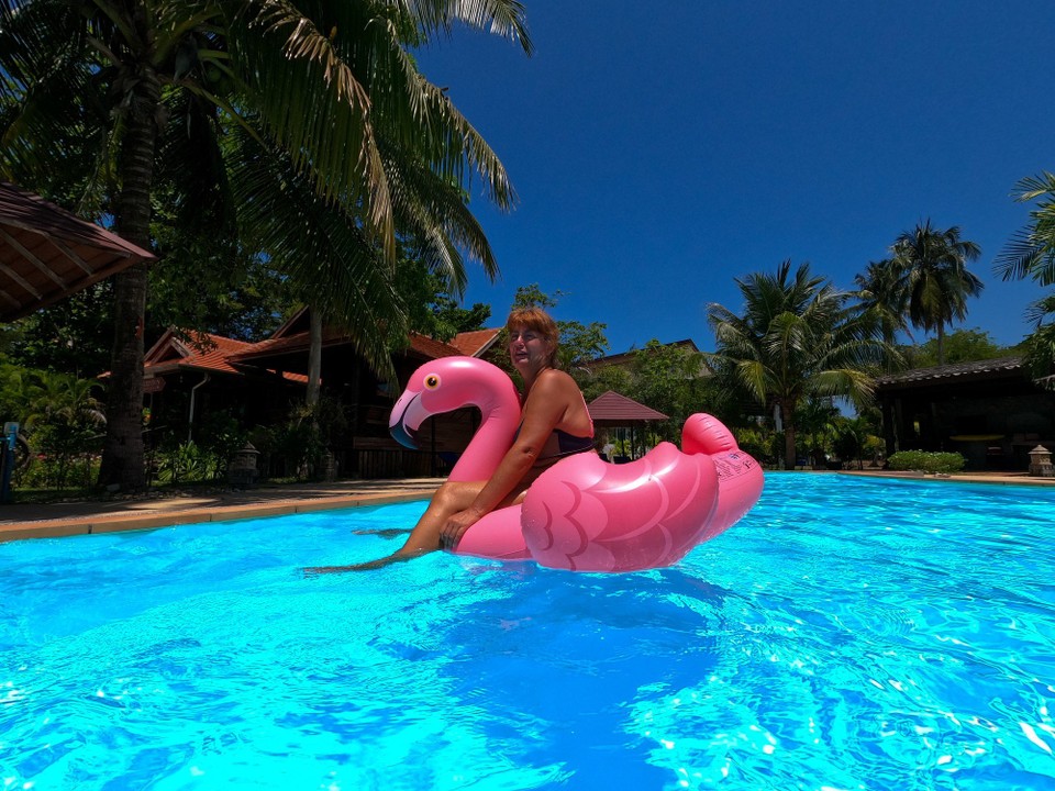 Thailand - Khao Lak - Wie viele Poolbilder können wir euch eigentlich noch zumuten