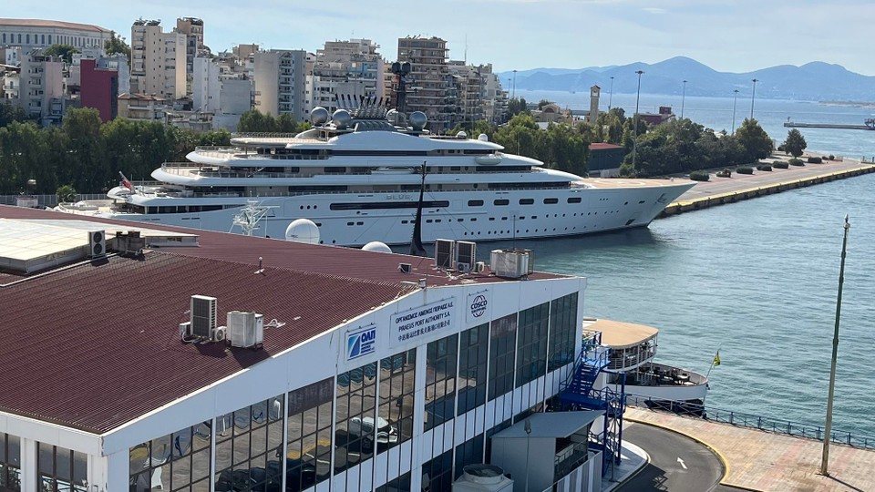 Griechenland - Artemis/Loutsa - Hafen von Athen