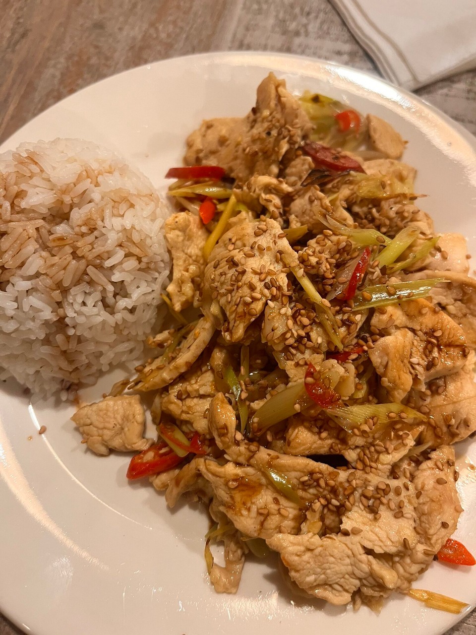 Vietnam - Ninh Binh - Dinner spot - I had lemongrass chicken with rice, so good! Had a few beers here and then went back to get ready for the evening 