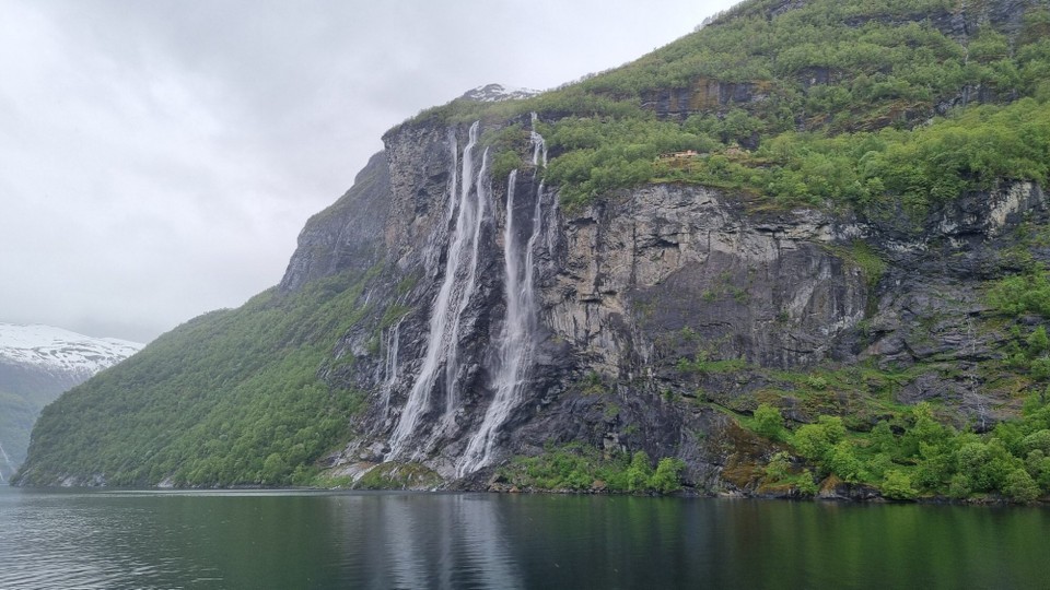 Norwegen - Sogndalsfjøra - Seven Sisters Waterfall