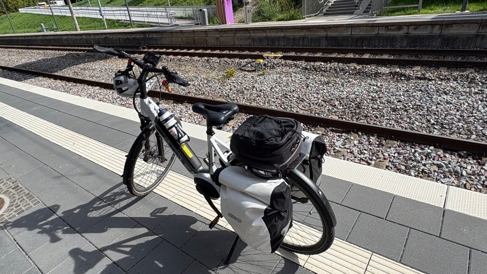 Deutschland - Pullach im Isartal - Mit Sack und Pack geht’s in Oppenweiler los 