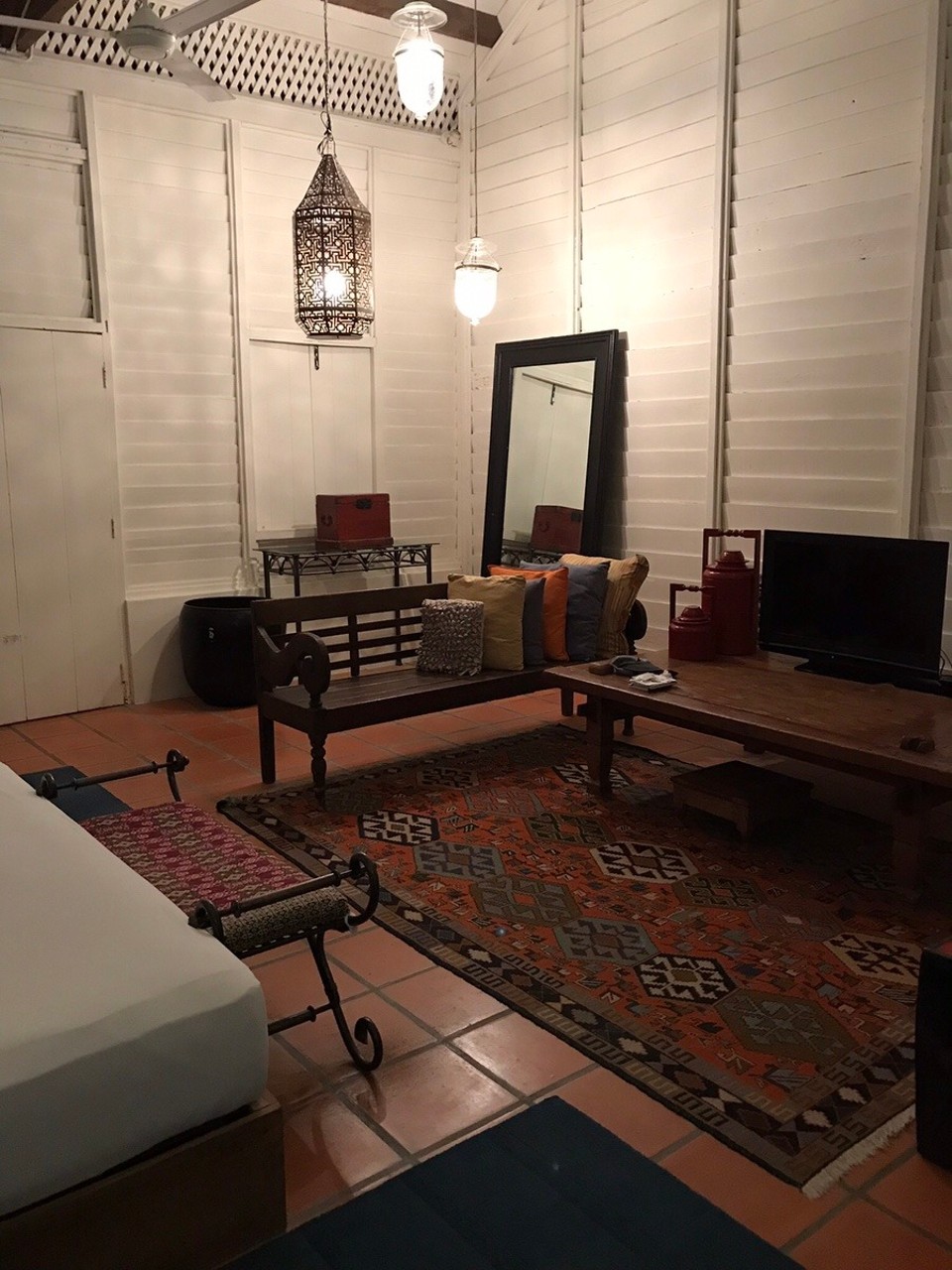 Malaysia - Kedawang - Room take two...