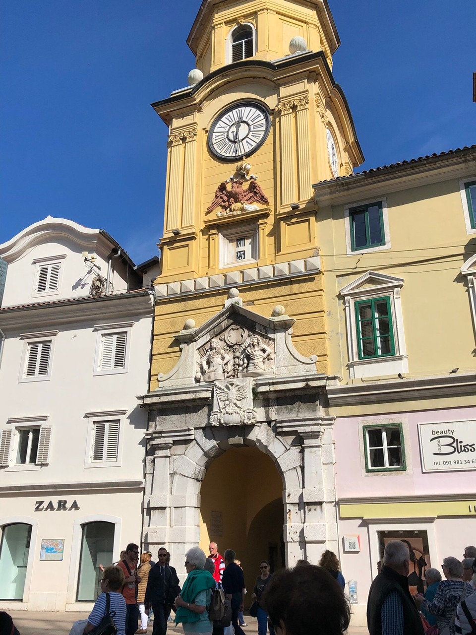Kroatien - Rijeka - Rieka Altstadt Eingangstor