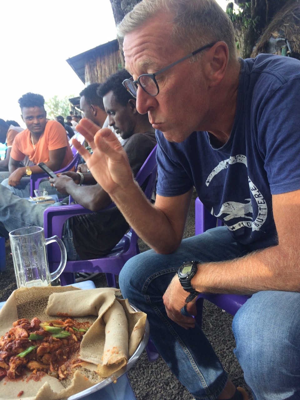 Äthiopien - Bahir Dar - Fischgulasch - mal was anderes! (Wie immer mit Injera, dem Fladen aus gesäuertem Teff)