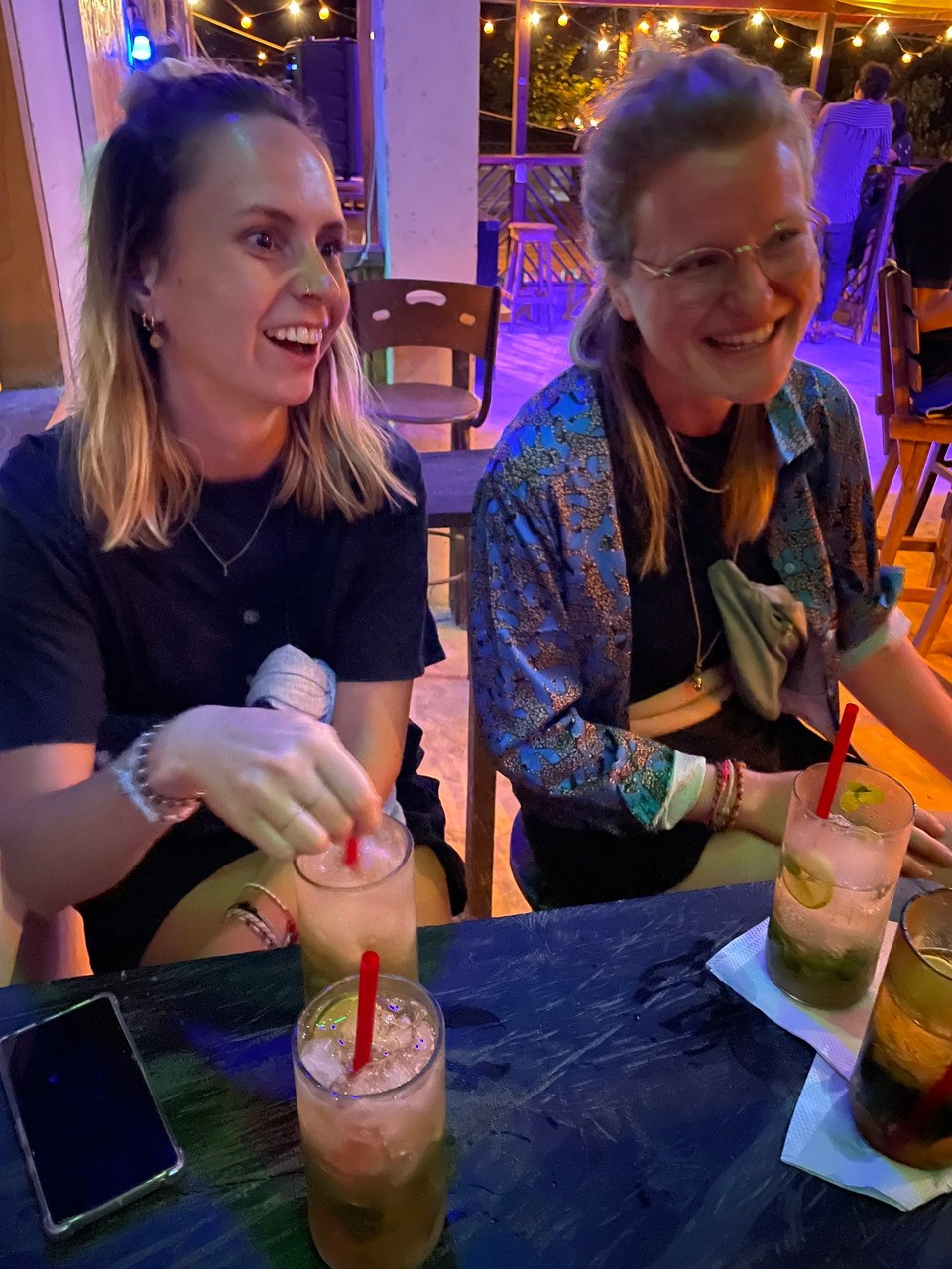 Kolumbien - Dibulla - Am Abend noch die Happy Hour ausnutzen 🍸 