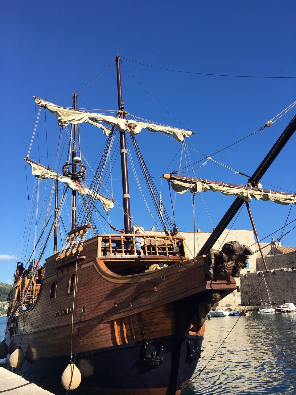 Kroatien - Župa Dubrovačka - Cooles Schiff!