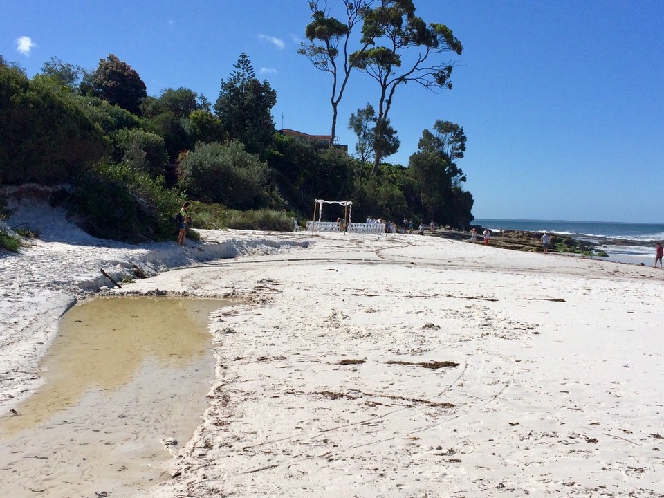 Australien -  - Beach wedding. 