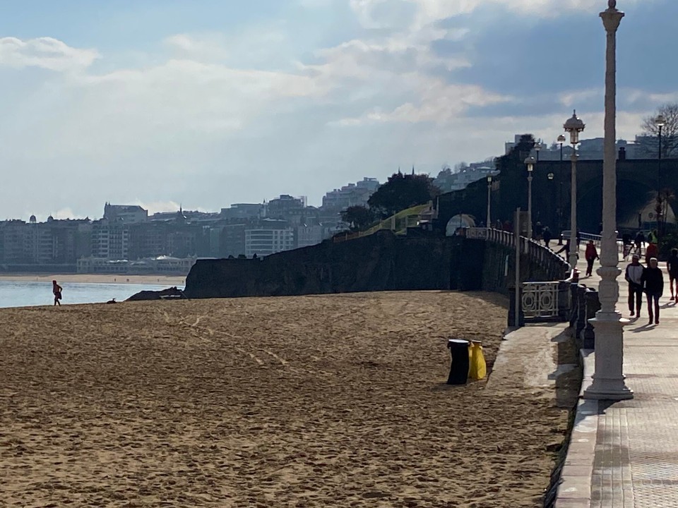 Spanien - Donostia / San Sebastián - Auf geht‘s! Ich verlasse dieses (Hunde)Paradies nur sehr ungern bei strahlendem Sonnenschein! In Portugal erwartet mich Regen!
