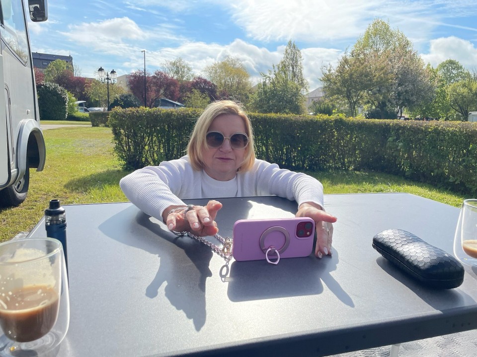 Luxemburg - Alzingen - Dank meiner Fotografiekünste entstand ein tolles Foto von uns